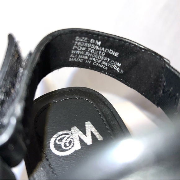 Black Peep Toe Perforated Slingback Chunky Heel Sandals Shoes - Picture 6 of 12